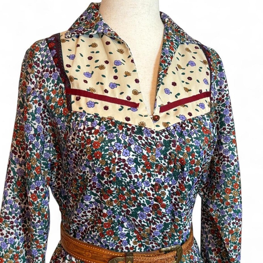 Vintage 70s Ditsy Floral Prairie Dress - Picture 2 of 8
